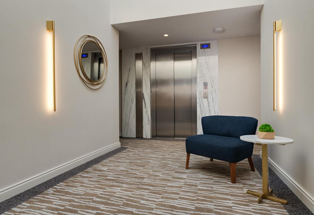 Gleam Collection Hotel Istanbul Exterior foto The elevator lobby