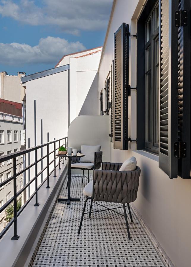 Gleam Collection Hotel Istanbul Exterior foto A balcony